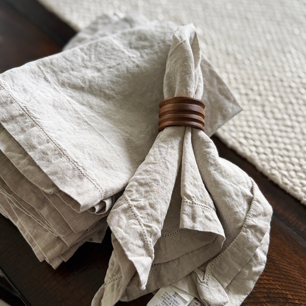 Pottery Barn Linen Napkin Set